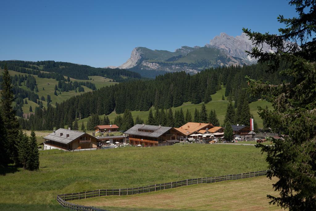 Dolomites Living Hotel Tirler Alpe Di Siusi Exterior photo